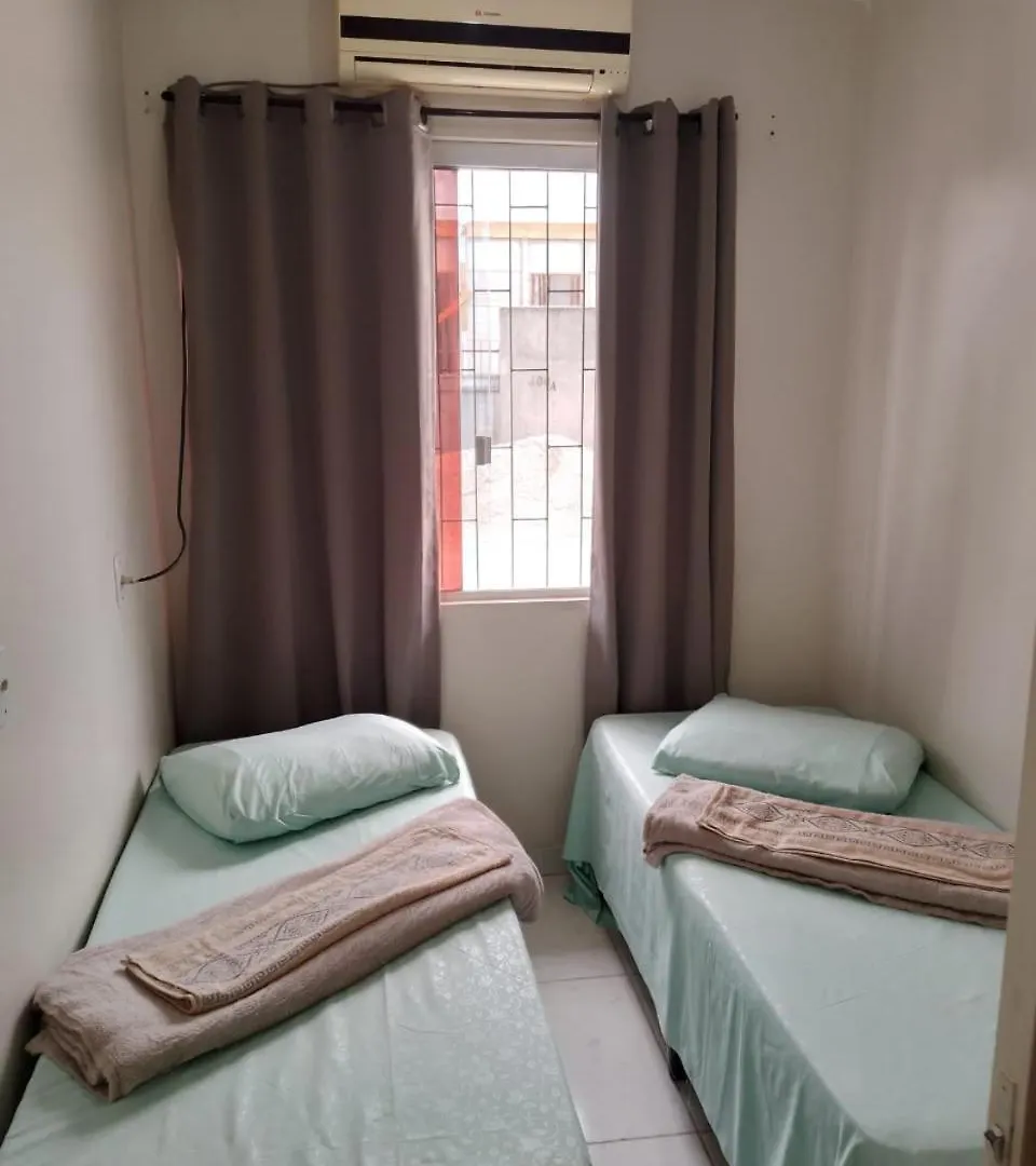 Apartamento 2 Dormitorios Com Ar Condicionado Aceita Pet Florianópolis Brasile